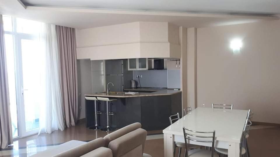 Magnolia Batumi Apartment Ngoại thất bức ảnh